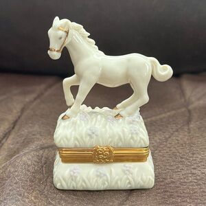 Afternoon in the Meadow - Lenox Treasure Box with Gold Horse Charm